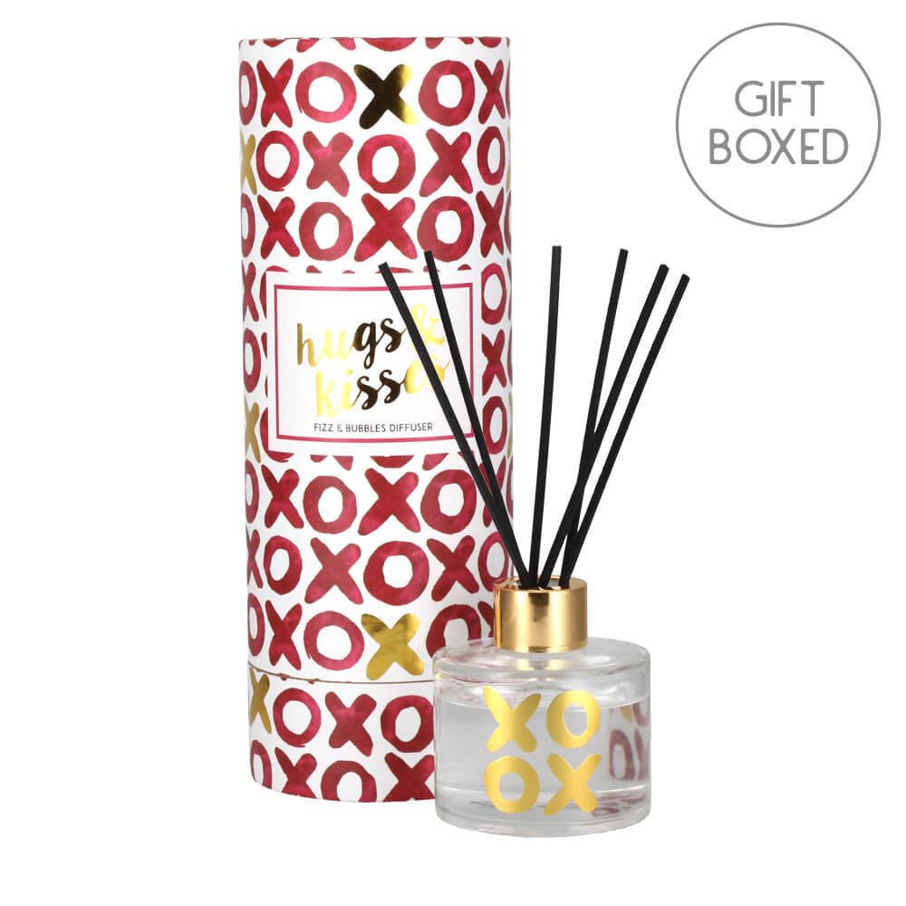 Candlelight Hugs & Kisses Fizz & Bubbles Prosecco Reed Diffuser Gift